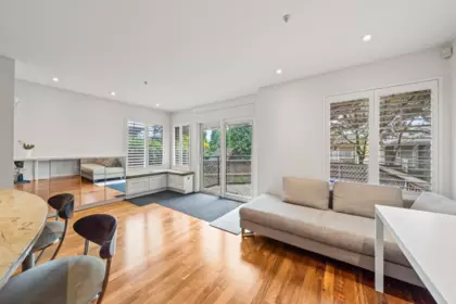 Breakfast Nook Photo of 2408 SE Marine Drive, Vancouver, BC