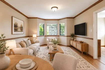 Breakfast Nook Photo of 3 1660 148 Street, Surrey, BC