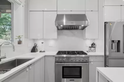 Breakfast Nook Photo of 3287 Matapan Crescent, Vancouver, BC