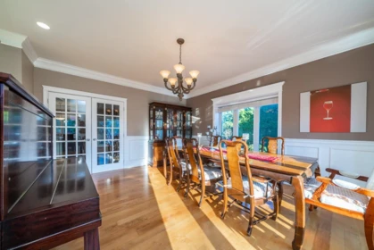 Kitchen Island Photo of 15775 39a Avenue, Surrey, BC