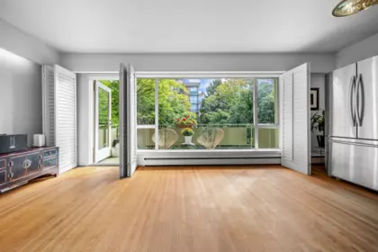 Kitchen Photo of 204 5475 Vine Street, Vancouver, BC