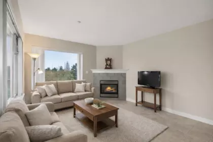 203 1330 Hunter Road, Delta, BC, Delta — Apartment/Condo for sale
