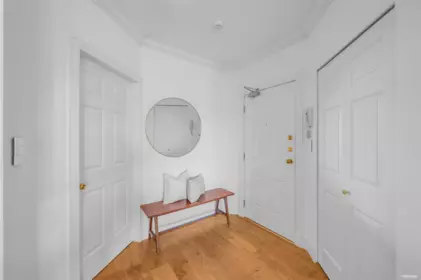 Loft / Bonus Room Photo of 209 1311 Beach Avenue, Vancouver, BC