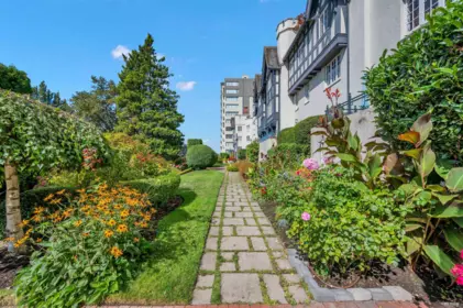 Outdoor Kitchen Photo of 209 1311 Beach Avenue, Vancouver, BC