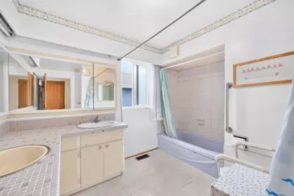 Guest Bathroom Photo of 11551 Montego Street, Richmond, BC