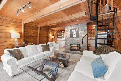 Dining Area Photo of 9226 Emerald Drive, Whistler, BC