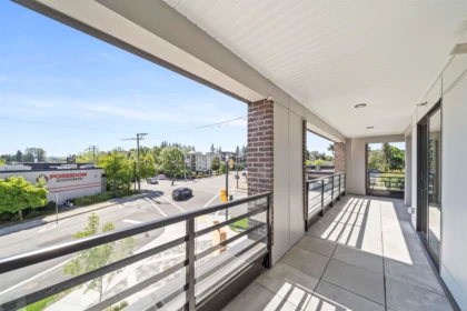 Breakfast Nook Photo of 439 20769 Fraser Highway, Langley, BC