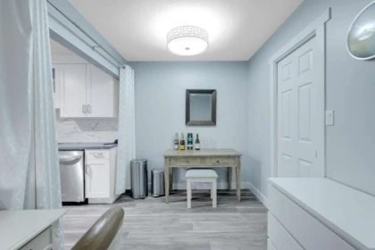Hallway Photo of 202 9109 154 Street, Surrey, BC