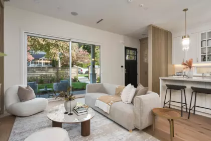 Family Room Photo of 1 2344 W 45th Avenue, Vancouver, BC