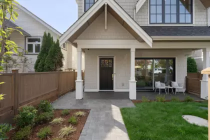 Garden / Landscaping Photo of 1 2344 W 45th Avenue, Vancouver, BC