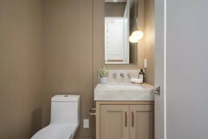 Powder Room Photo of 1 2344 W 45th Avenue, Vancouver, BC