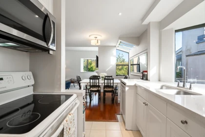 Powder Room Photo of 315 1922 W 7th Avenue, Vancouver, BC