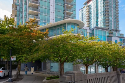 Neighborhood Park Photo Near 203 499 Broughton Street, Vancouver, BC