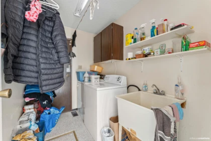 Basement Recreation Room Photo of 15156 93 Avenue, Surrey, BC