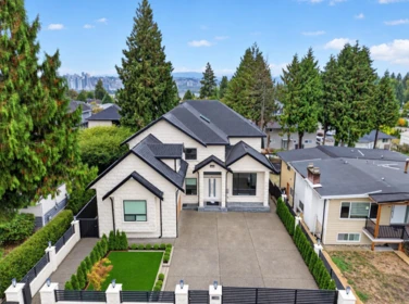 11689 96a Avenue, Surrey, BC, Surrey — Single Family Residence for sale