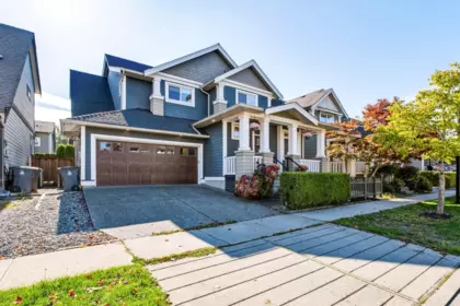 17294 0b Avenue, Surrey, BC, Surrey — Single Family Residence for sale