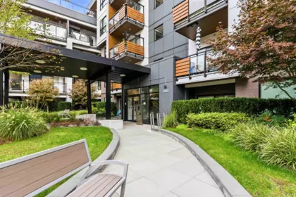 203 3182 Gladwin Road, Abbotsford, BC, Abbotsford — Apartment/Condo for sale