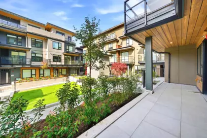 111 950 Lytton Street, North Vancouver, BC, North vancouver — Apartment/Condo for sale