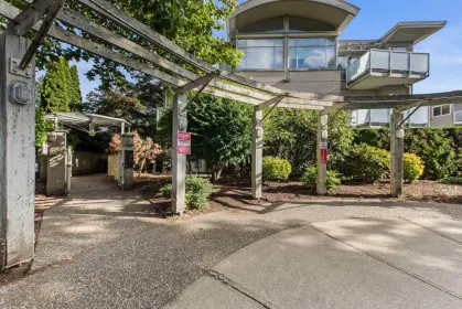 5 33682 Marshall Road, Abbotsford, BC, Abbotsford — Apartment/Condo for sale