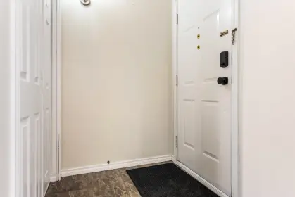 5 33682 Marshall Road, Abbotsford, BC, Abbotsford — Apartment/Condo for sale