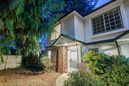 6 9437 Hazel Street, Chilliwack, BC, Chilliwack — Townhouse for sale