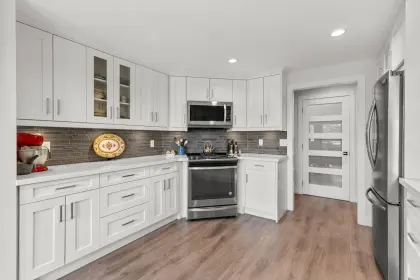 203 5500 13a Avenue, Delta, BC, Delta — Apartment/Condo for sale