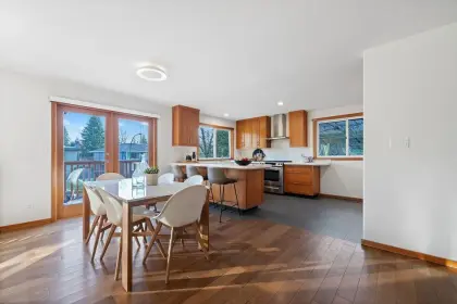 1668 Pierard Road, North Vancouver, BC, North vancouver — Single Family Residence for sale