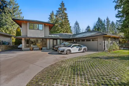 370 St. James Crescent, West Vancouver, BC, West vancouver — Single Family Residence for sale