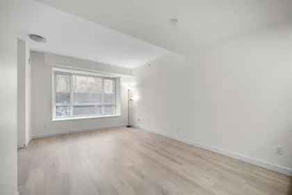 206 9350 University High Street, Burnaby, BC, Burnaby — Apartment/Condo for sale