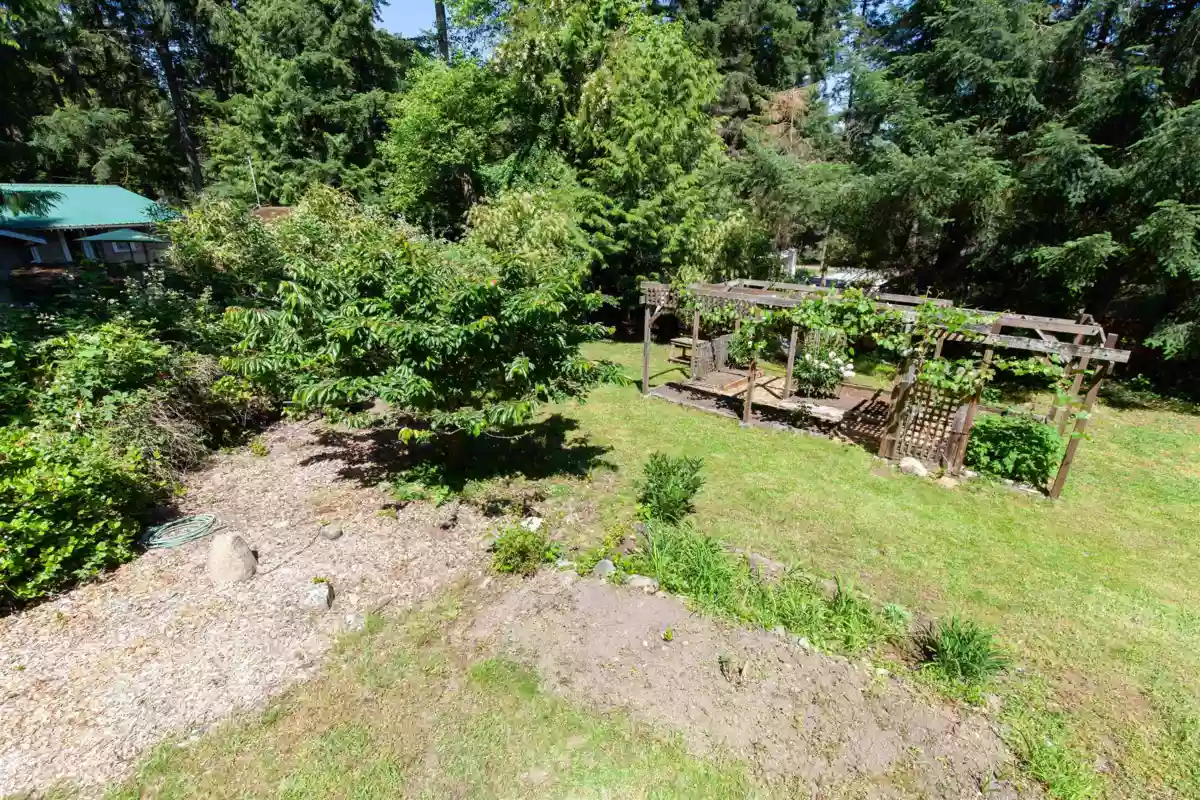 Hot Tub / Spa Photo of 552 Club Crescent, Mayne Island, BC