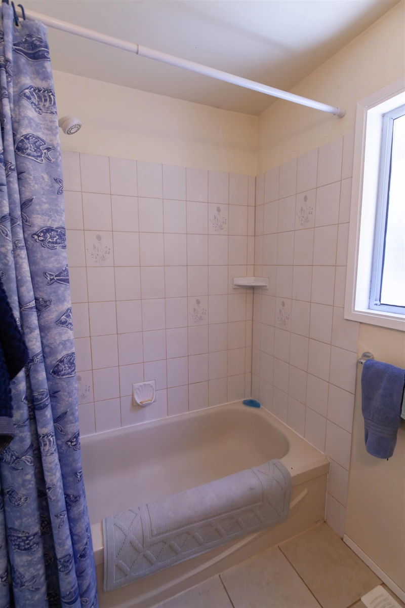 Mudroom Photo of 552 Club Crescent, Mayne Island, BC