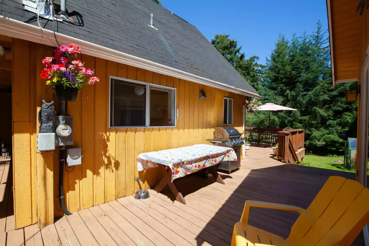 Outdoor Patio Photo of 552 Club Crescent, Mayne Island, BC