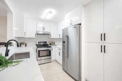 Primary Bedroom Photo of 201 13870 70 Avenue, Surrey, BC