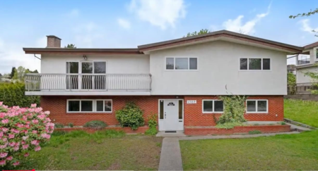 6583 Broadway, Burnaby, BC