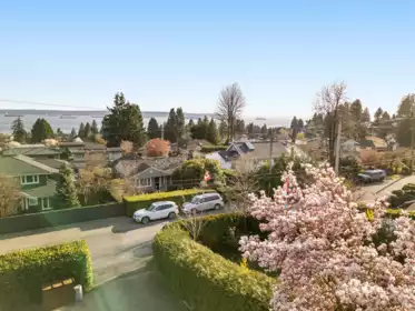 2441 Nelson Avenue, West Vancouver, BC, West vancouver — Single Family Residence for sale