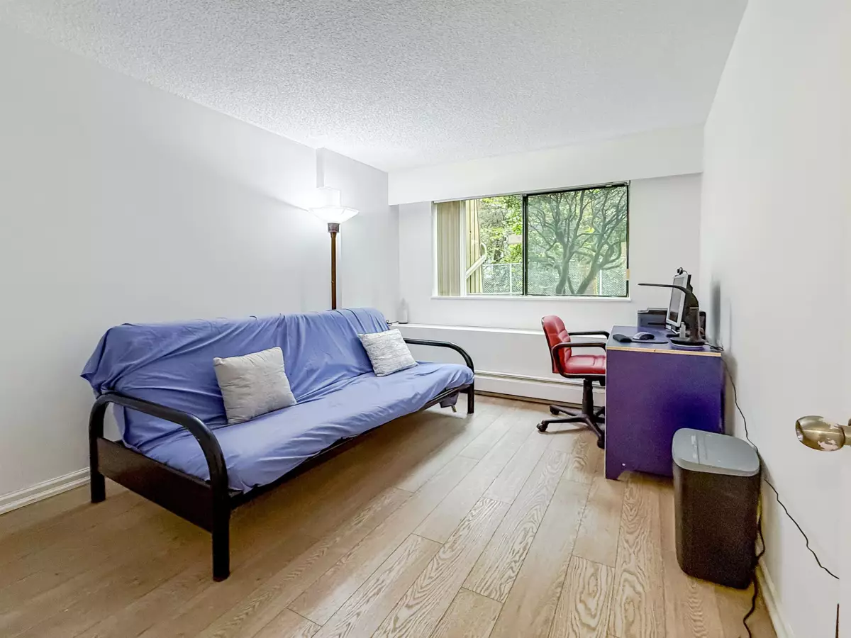 Office / Den Photo of 124 9101 Horne Street, Burnaby, BC