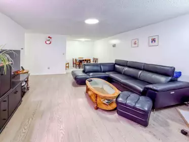 124 9101 Horne Street, Burnaby, BC