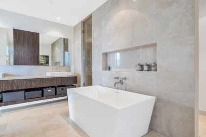 Laundry Room Photo of 101 1139 W Cordova Street, Vancouver, BC