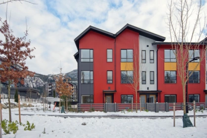 38097 Helm Way, Squamish, BC, Squamish — Townhouse for sale