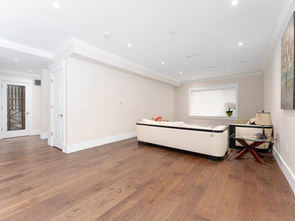 Primary Bathroom Photo of 1260 Kings Avenue, West Vancouver, BC