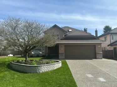 8598 142a Street, Surrey, BC, Surrey — Single Family Residence for sale