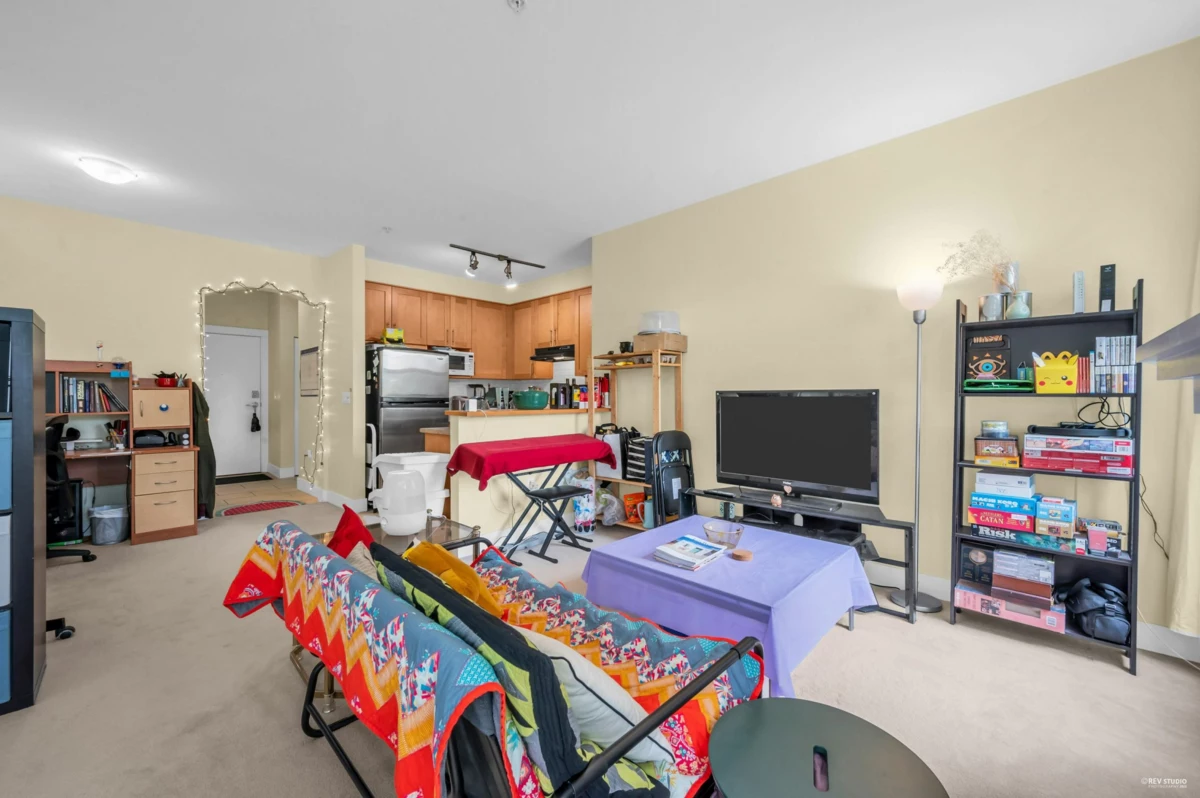 Primary Bedroom Photo of 307 2083 W 33 Avenue, Vancouver, BC