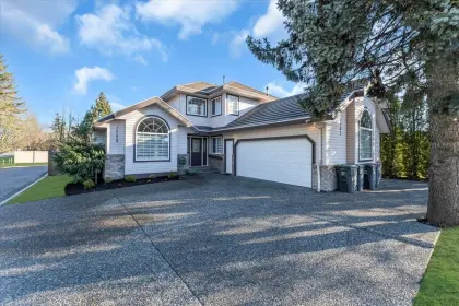 6182 168 Street, Surrey, BC, Surrey — Single Family Residence for sale