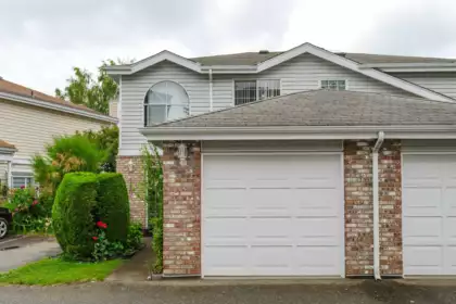 110 12233 92 Avenue, Surrey, BC, Surrey — Townhouse for sale