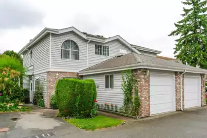 110 12233 92 Avenue, Surrey, BC, Surrey — Townhouse for sale
