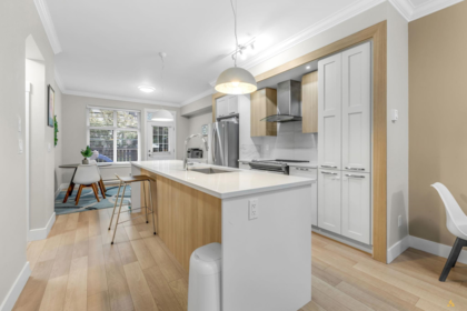 38 6350 142 Street, Surrey, BC, Surrey — Townhouse for sale
