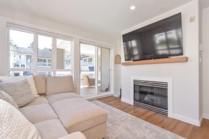 228 22020 49 Avenue, Langley, BC, Langley — Apartment/Condo for sale