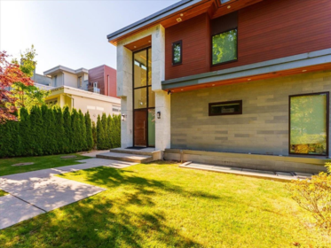 Outdoor Kitchen Photo of 3011 W 27th Avenue, Vancouver, BC