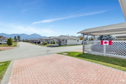 74 45918 Knight Road, Chilliwack, BC, Chilliwack — Single Family Residence for sale