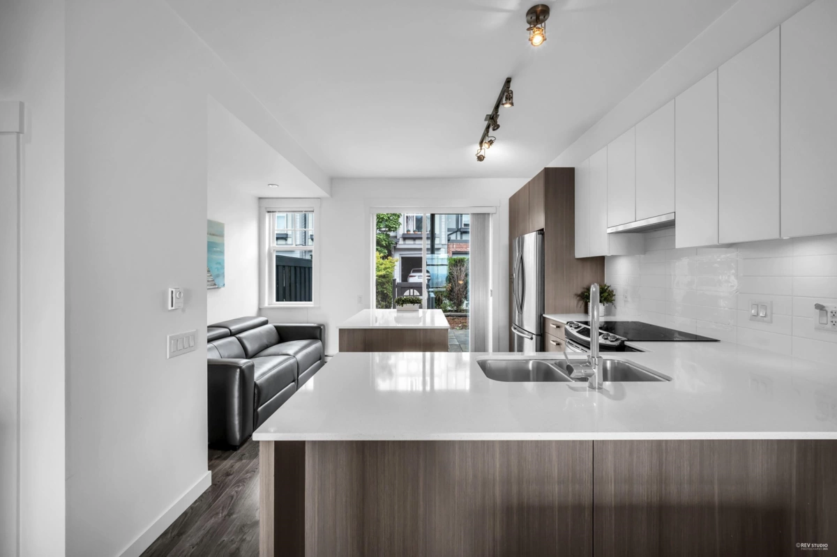 Primary Bathroom Photo of 80 1320 Riley Street, Coquitlam, BC